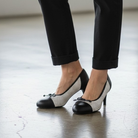 comfort plus by Predictions Shoes - Comfort Plus by Predictions Black and White Heels